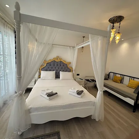 Grand Butik Alaçatı