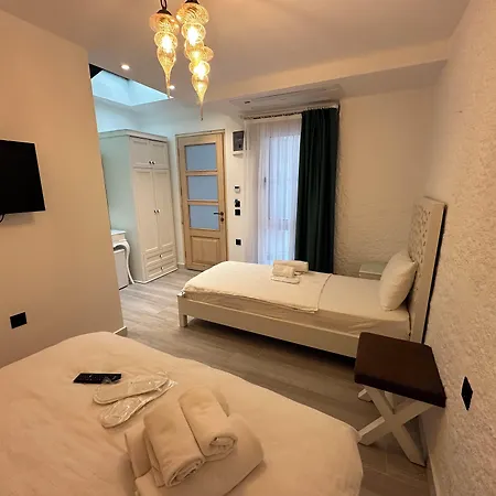 Hotel Grand Butik 5*