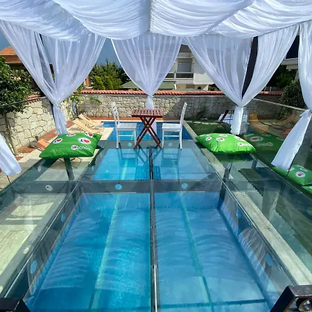 Hotel Grand Butik