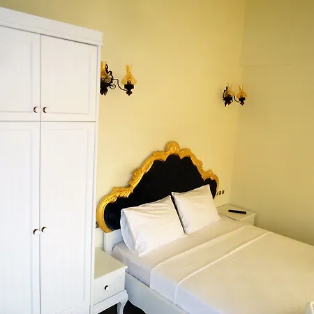 Hotel Grand Butik 5*