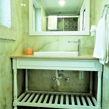 Hotel Grand Butik 5*