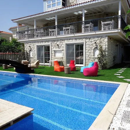 Grand Butik מלון