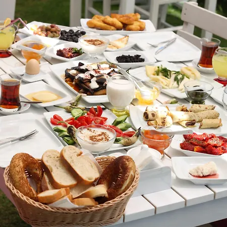 מלון Grand Butik 5*