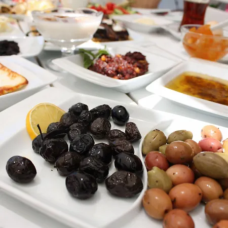 Grand Butik 5* אלאקאטי